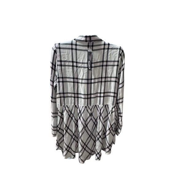 Allen B. Plaid NWT L button down wt46 - Picture 3 of 7